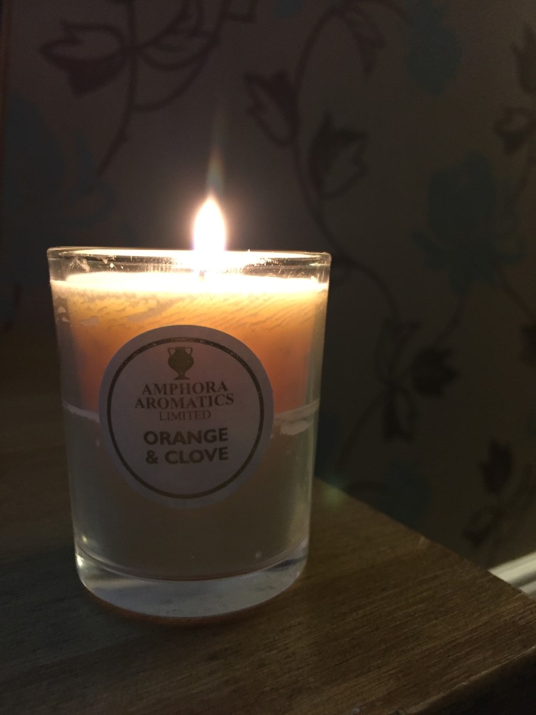 amphora aromatics orange and clove 20 hour burn candle essential oils aromatherapy