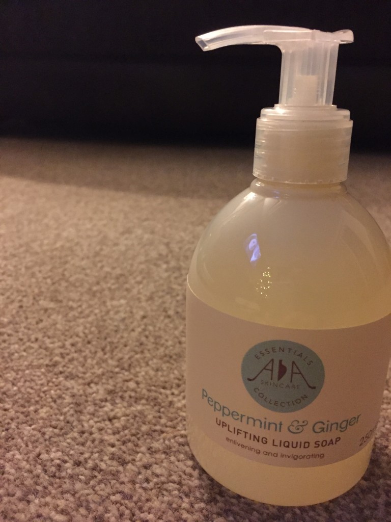 peppermint and ginger liquid soap amphora aromatics helping hands kit essentials collection skincare natural ingredients naturally gorgeous