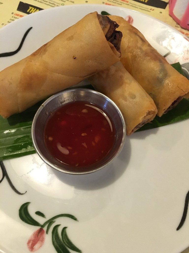 thaikhun cambridge places to eat riverside quayside food restaurant por pia gai chicken spring rolls starters dips