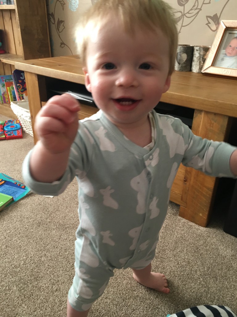 review and giveaway bambini and me swaddle bamboo romper body suit ethically sourced ethical organic sustainable alternative gifts for baby romper rabbit print blue