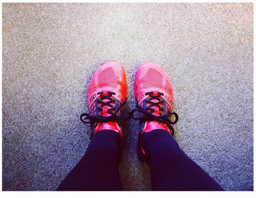 how to keep warm this winter exercise at home get the bloody pumping reebok nano 5 trainers living room workout joe wicks HIIT session